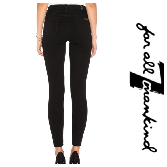 Denim - 💕SALE💕 7 for all Mankind Black Skinny Jeans